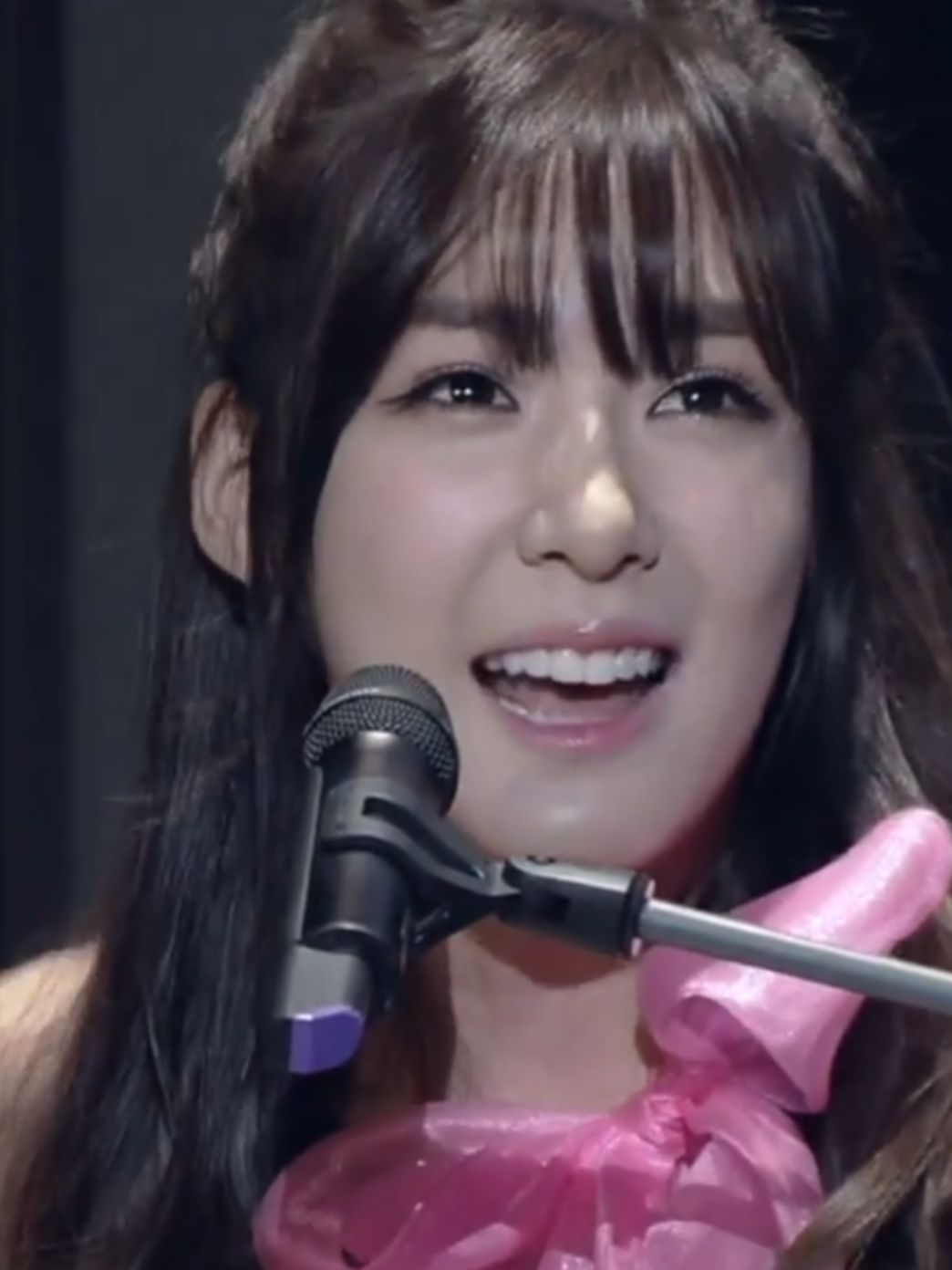 That husky voice hits different 😍 | The Way (Cover) #girlsgeneration #tiffany #tiffanyyoung #snsd #theway 