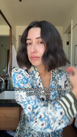 i missed you. #bobhairstyle #shorthairstyles #onehand #limbdifference #Vlog