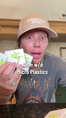 Gum without microplastics! Yes please! #simplygum #gum #chewinggum #naturalgum #treesapgum 