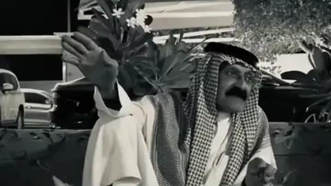 ما اشوف في دنياي غيرك ضروري لقيت بك عقب الشقى زود الأوناس يضيق بالي يوم افكر بأموري وانسى الشقى لامن ذكرتك والاتعاس سبحان من خلاك بالزين حوري  ملك مع الزينات يالغالي اجناس  انت الذي حبي لك اشعل غروري  ماعدت مهتماً بغيرك ولاحاس #عبدالرزاق_هذيل #fyp #4u 