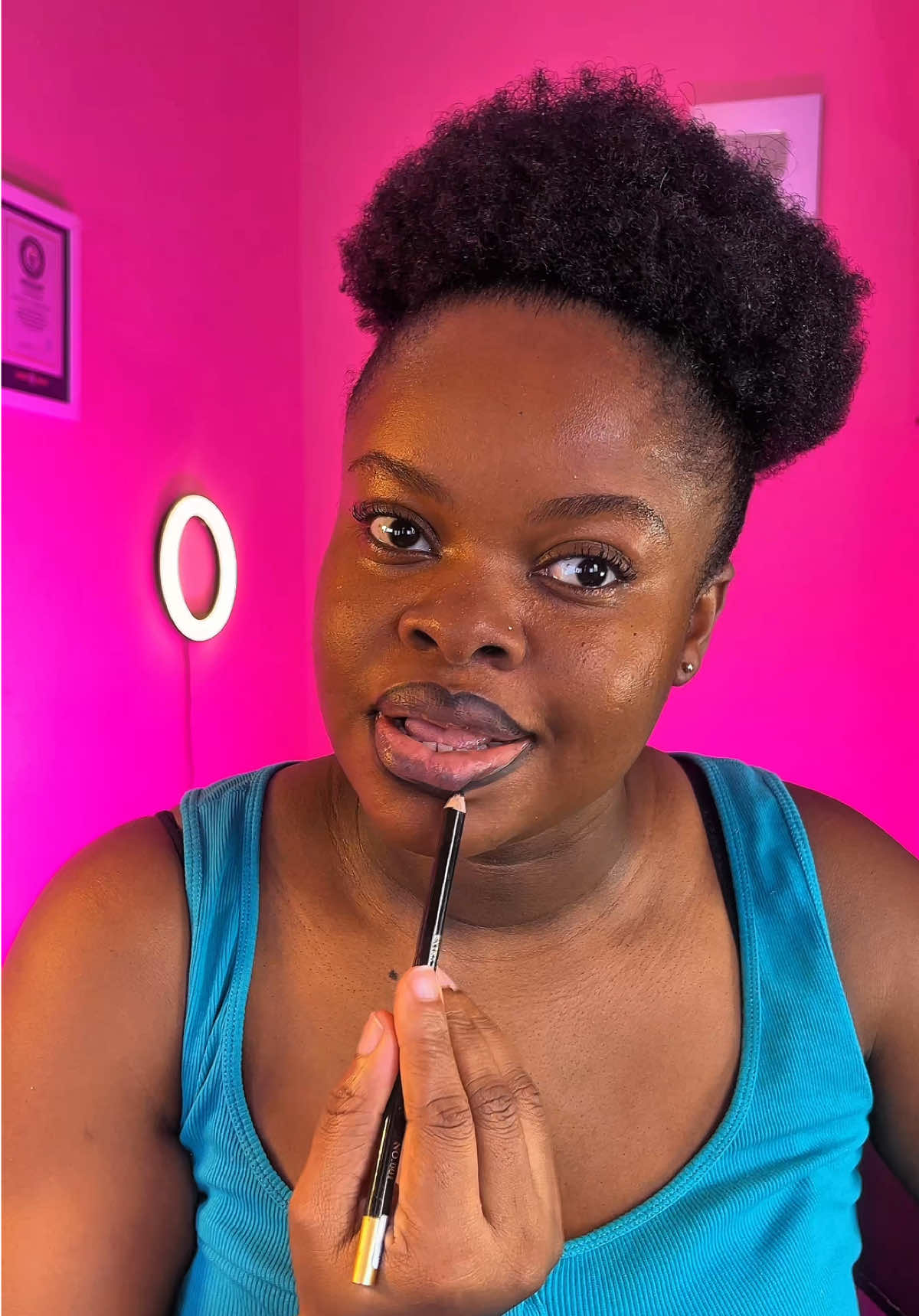 Tried Freestyle lip combo makeup hack,what really went wrong? #lipcombo #makeuphacks #makeup 