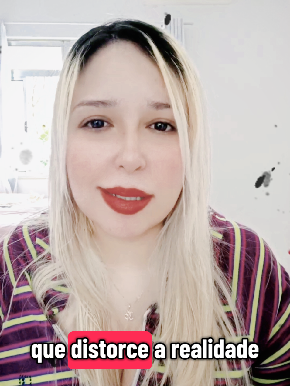 ⚠️ Sabe por que sair de um relacionamento abusivo parece impossível? Porque a dor vira rotina. O caos se torna “normal”. E é justamente isso que prende tanta gente numa prisão invisível. Mas a verdade é: você não perdeu sua força, só foi feito(a) a esquecer dela. 💔 Esse vídeo é um alerta e um abraço pra quem precisa ouvir isso hoje. #RelacionamentoAbusivo #ForçaFeminina #LiberdadeEmocional #SaiaDoCiclo #Autoestima  @Danielle Vendramini 