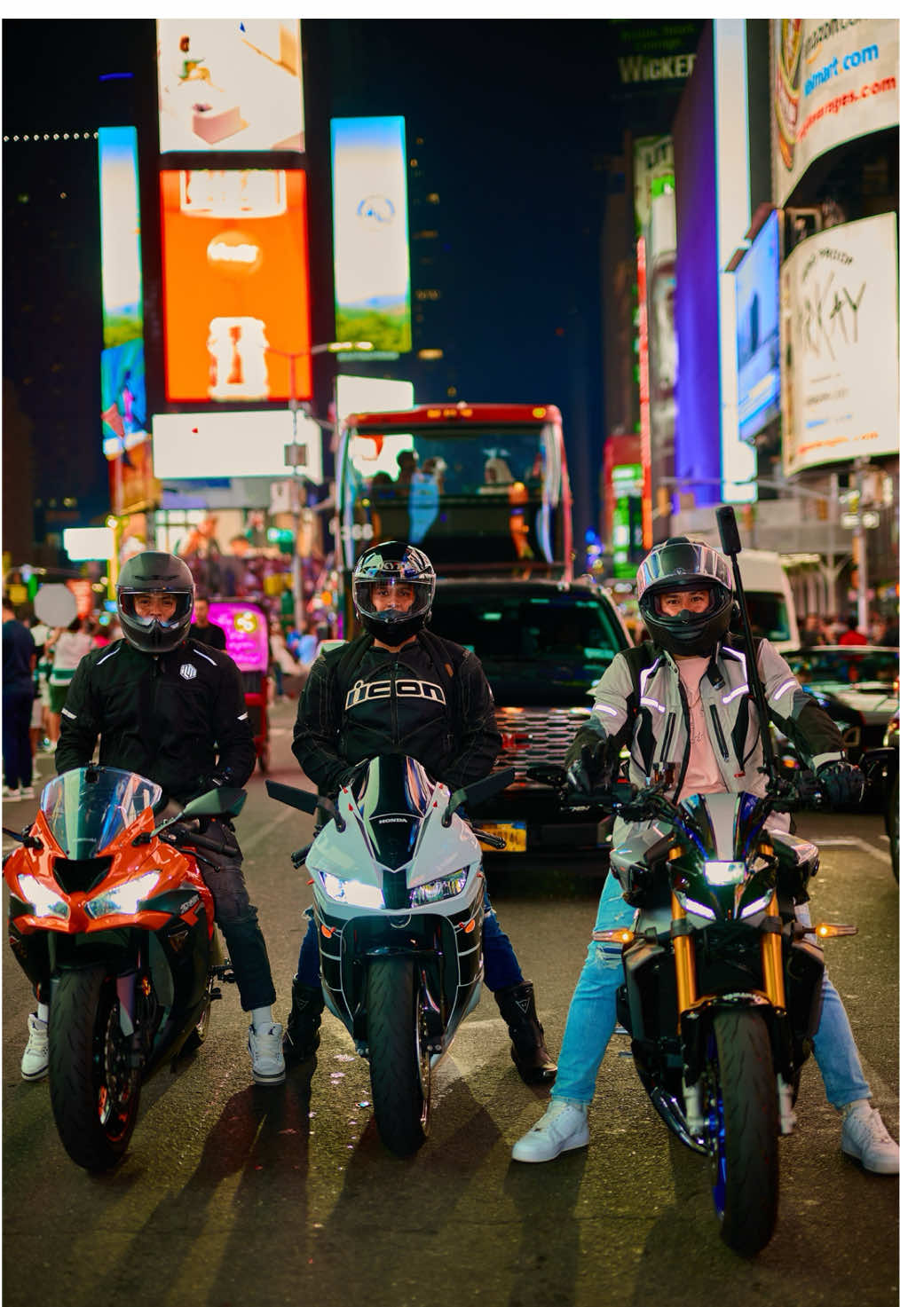 Cual de las tres motos les gustó mas? 🏁 #foto #motos #motosport #motosdeportivas #moteros 