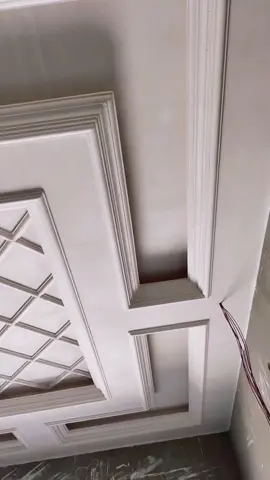 Plafond en staff pour plus d’infos n’hésitez pas à nous contactez 22369729598 #staff #staf 