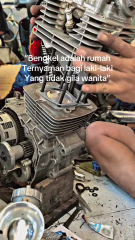 Bahan swmu terrr #fypシ゚viral #herexjatim #GARASI43 #lakilakitidakbolehbercerita #lakilakitidakbolehnangis 