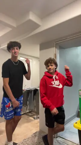 Dc us@alijah_j #foru #dc #duo #newtrend #fypシ゚ @Zeddy Will 🤠 