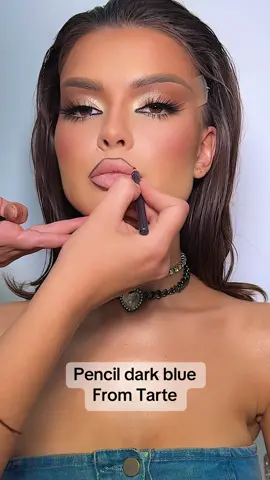 Lips makeup tutorial #makeuptutorial #makeup #beautyfavorites #makeuptips #lipstick @DanessaMyricksBeauty @tarte cosmetics 
