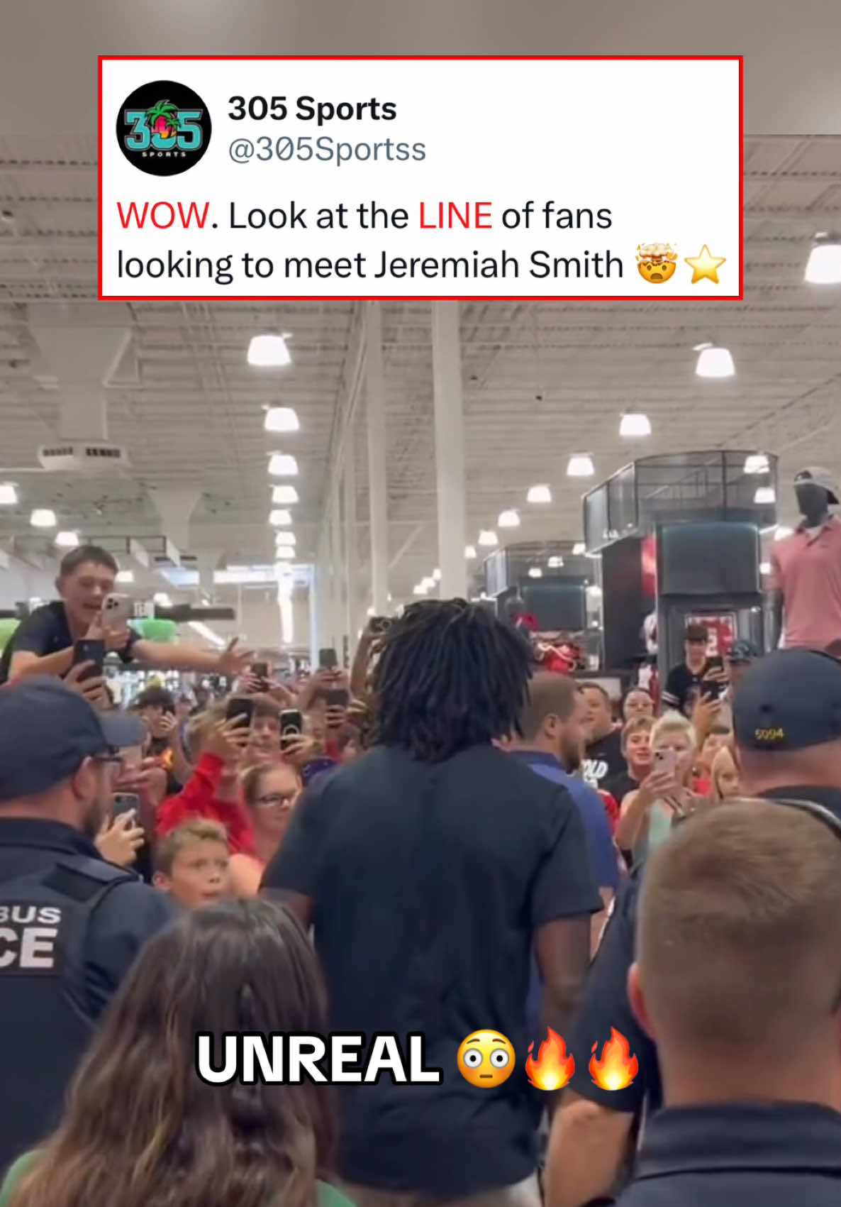 SUPERSTAR. Everyone wants to meet JJ 🤩🔥 @Jeremiahsmith_.4  The line at Jeremiah Smith’s meet and greet in Ohio was INSANE.  (via X/AdamKing10TV, NicoleShearinTV, KellyanneStitts) #football #jeremiahsmith #CollegeFootball #nfl #legendary