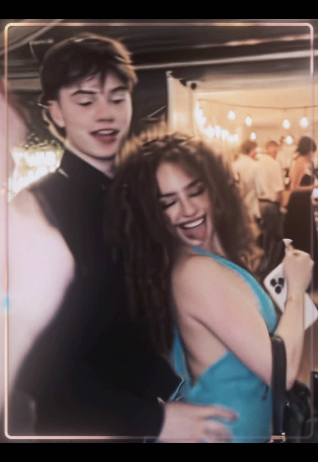 confess your love || quality so bad bcs i got the vid from their snap 😭 noah and eli edit because i’m about to hit 10k || #aftereffects #elianakalogeras #noahrisling #elianakalogerasedit #noahrislingedit #kalogerassisters #kalogerassistersedit #fyp 