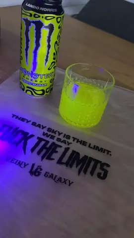 #monsterenergy #landonorris #energydrink #glow #uv 