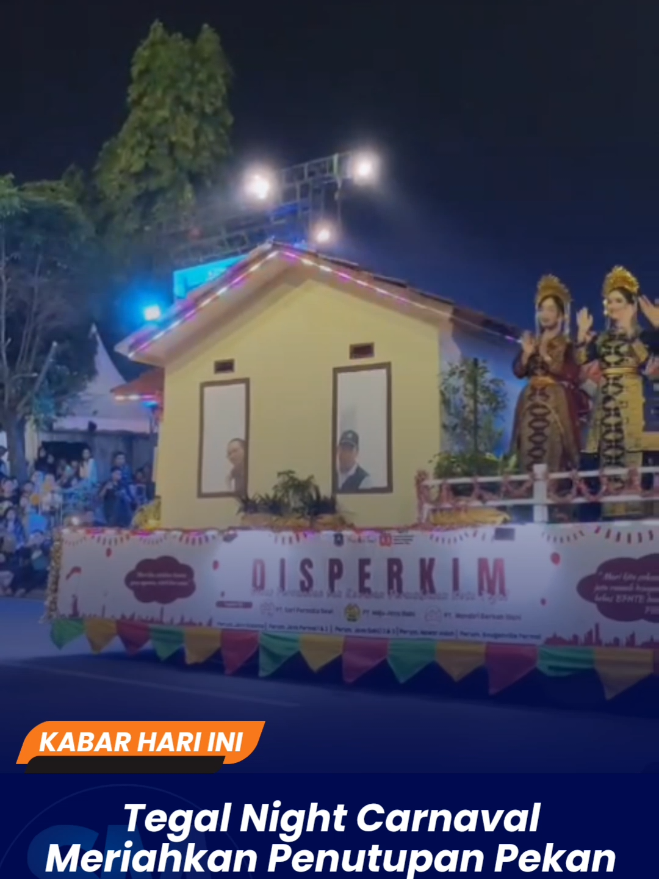 Tegal Night Carnaval menjadi acara pamungkas rangkaian Pekan QRIS Nasional (PQN) 2025 di Alun-alun Kota Tegal, Minggu malam (17/8/2025). Kegiatan kolaborasi Kantor Perwakilan Bank Indonesia (BI) Tegal dengan Pemerintah Kota Tegal itu menampilkan 43 kendaraan hias dari organisasi perangkat daerah (OPD), BUMD, perbankan hingga pihak swasta. Puluhan kendaraan tersebut menyuguhkan beragam informasi menarik melalui kreasi hiasan masing-masing peserta. Baca Selengkapnya di  www.smpantura.news #night #carnaval #qris #bi #fyp 