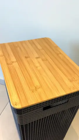 🧺✨ Organize sua casa com estilo! ✨🧺 ➡️ Cesto de Roupas OU Grid com Tampa de Bambu – 49 Litros ✔️ Capacidade ideal para o dia a dia (49L) ✔️ Tampa de bambu elegante e resistente ✔️ Design moderno que combina com qualquer ambiente ✔️ Mantém suas roupas organizadas e seu espaço mais clean 💡 Perfeito para quarto, lavanderia ou banheiro! 🔥 Aproveite já essa oportunidade e transforme sua organização com praticidade e beleza. 📦 Disponível na Shopee com preço especial: https://s.shopee.com.br/7ATRuPqxbh 👉 Garanta o seu agora mesmo!#shopee #achadinhosshopee #cestoderoupas #ou 