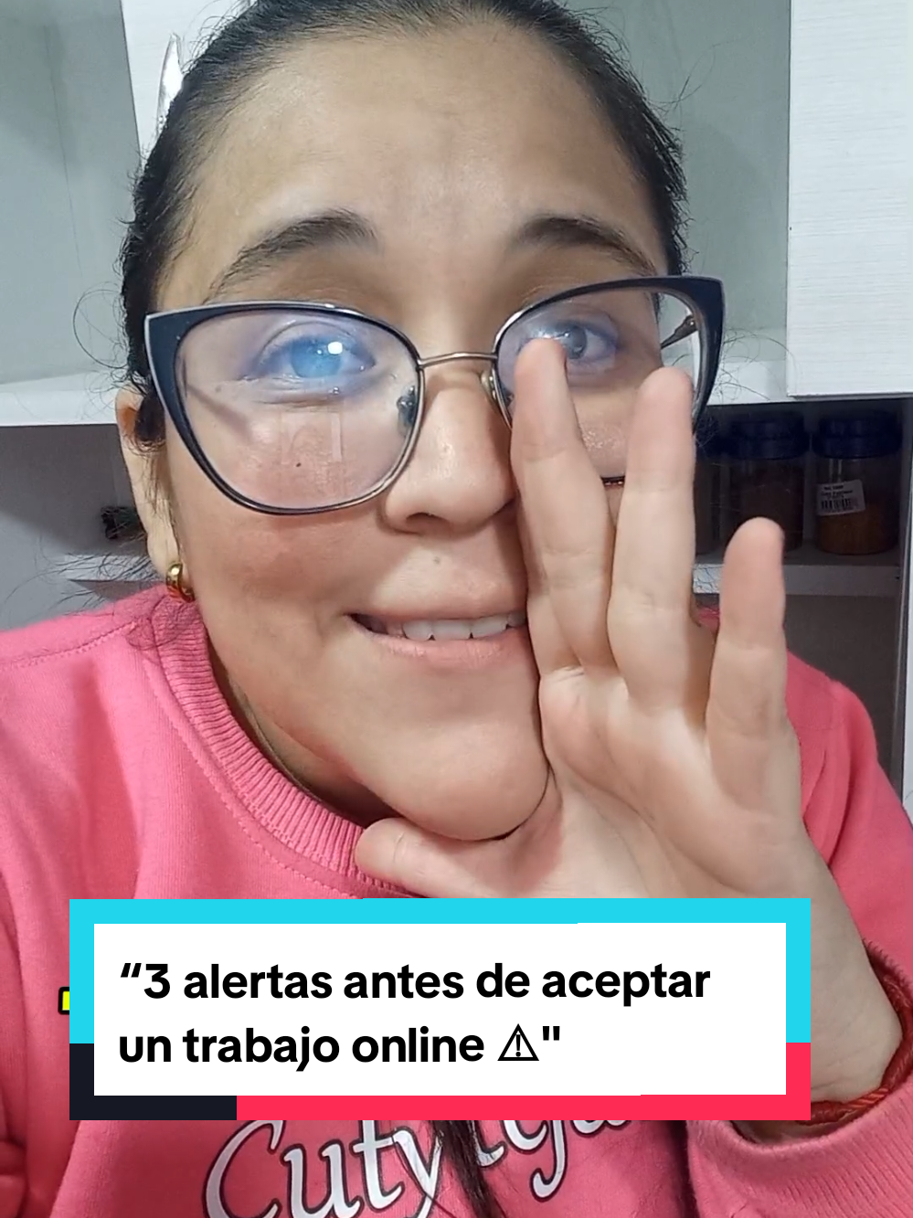 ¿Buscas trabajo remoto? 🚨 Ten cuidado con las ofertas f4ls4s Aquí te comparto 3 señales para identificar si un trabajo remoto no es confiable. 💻 Guarda este video y compártelo con tus amigos. #TrabajoRemoto #TrabajoDesdeCasa #ConsejosRemotos #teletrabajo  #callcenter 