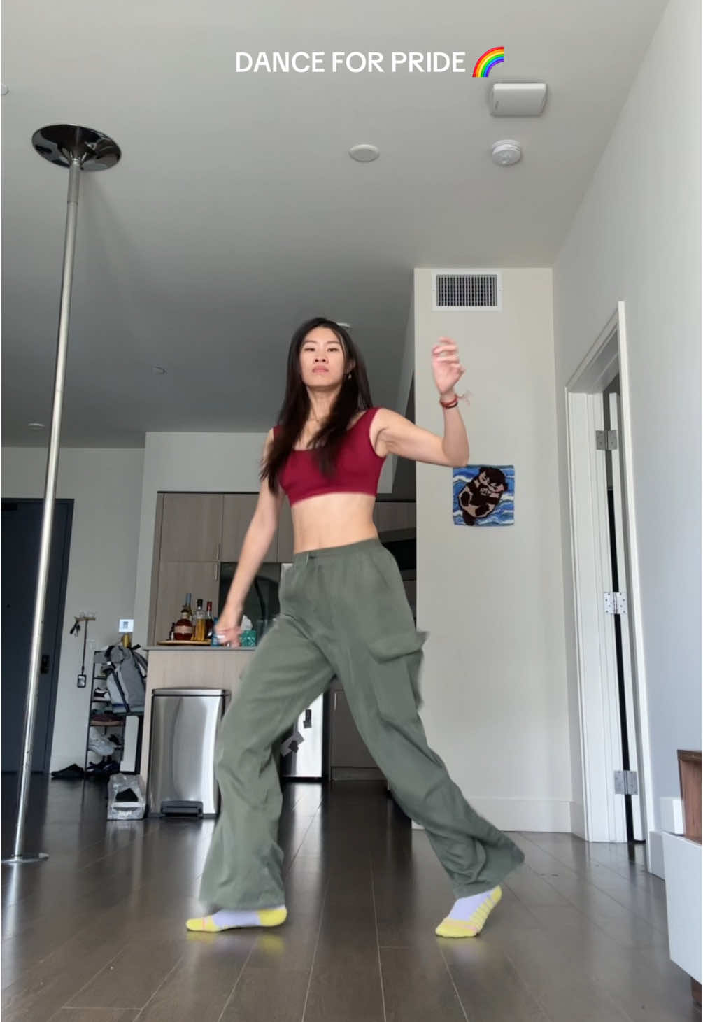 What a banger! @inessalee_ #danceforpride #gayanthem2025 #shuffle #dance #freestyle 