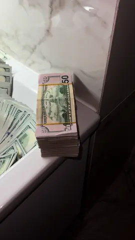 #money #rich #4upage 
