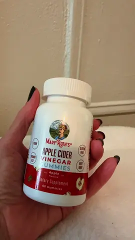 @MaryRuth's apple cider vinegar gummy‘s vegan vitamin B 12 gluten-free beetroot #ACV #BeatRoute #Vitamin B12 #tiktokshopcreatorpicks 