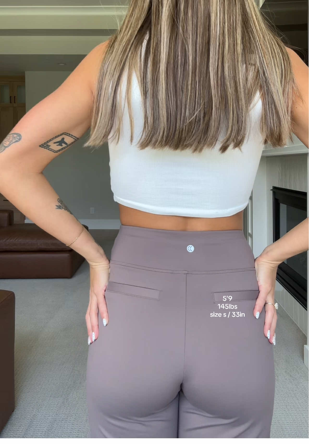 work pants by day, gym pants by night 😚😚 #workpants #leggings #tiktokshopcreatorpicks #fallfashion 
