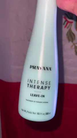 absolutely THEEEE best leave in spray, it literally is the HOLY GRAIL i promise 😩😭🩵 @Pravana #pravana #haircare #hairtok #dealsforyoudays #beauty 
