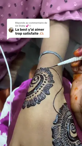 Réponse à @Ue Diaby 💕☆ #assitatouage #tatouage #tiktokmali🇲🇱223 @Hawa koné🍂HT🍯 @Oumy la reine 👸 du henné 