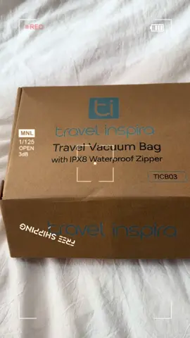 Pack twice as much in half the space — Travel Inspira vacuum bags with pump keep your suitcase organized and stress-free! #TravelSmarter #VacuumSealBags #PackMoreTravelLight #SpaceSaverEssentials #adventurereadygear 