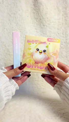 Get that dreamy eye look in seconds using glue-free lashes from @ELYZZA ヽ(>∀<☆)ノ Perfect for your “no make up” make up days or full beauty glam✨💄 #elyzza #gluefreeclusterlashes #clusterlashes #beautyph #eyelashesextentions 