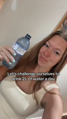I did it!! Did you?? I drank 500ml 4 times today for a total of 2L of water!  #waterintake #healthylifestyle #weightloss #weightlossjourney #postpartum 