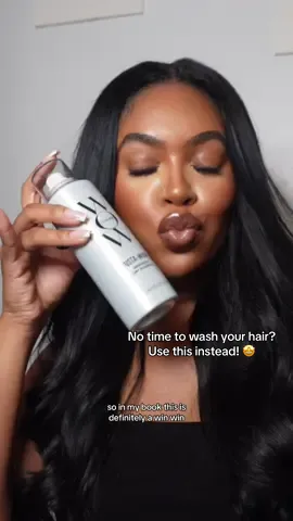 Greasy roots used to mean rearranging your whole day to fit in a wash. Now? 10 seconds with Insta Wow. No grit, no residue, no masking — just fresh, clean hair thanks to our Active Cleansing Technology. It’s dry shampoo… reimagined. 🤯 @asalamalikaa #colorwow #dryshampoo #instawow #anothermicdropmoment 