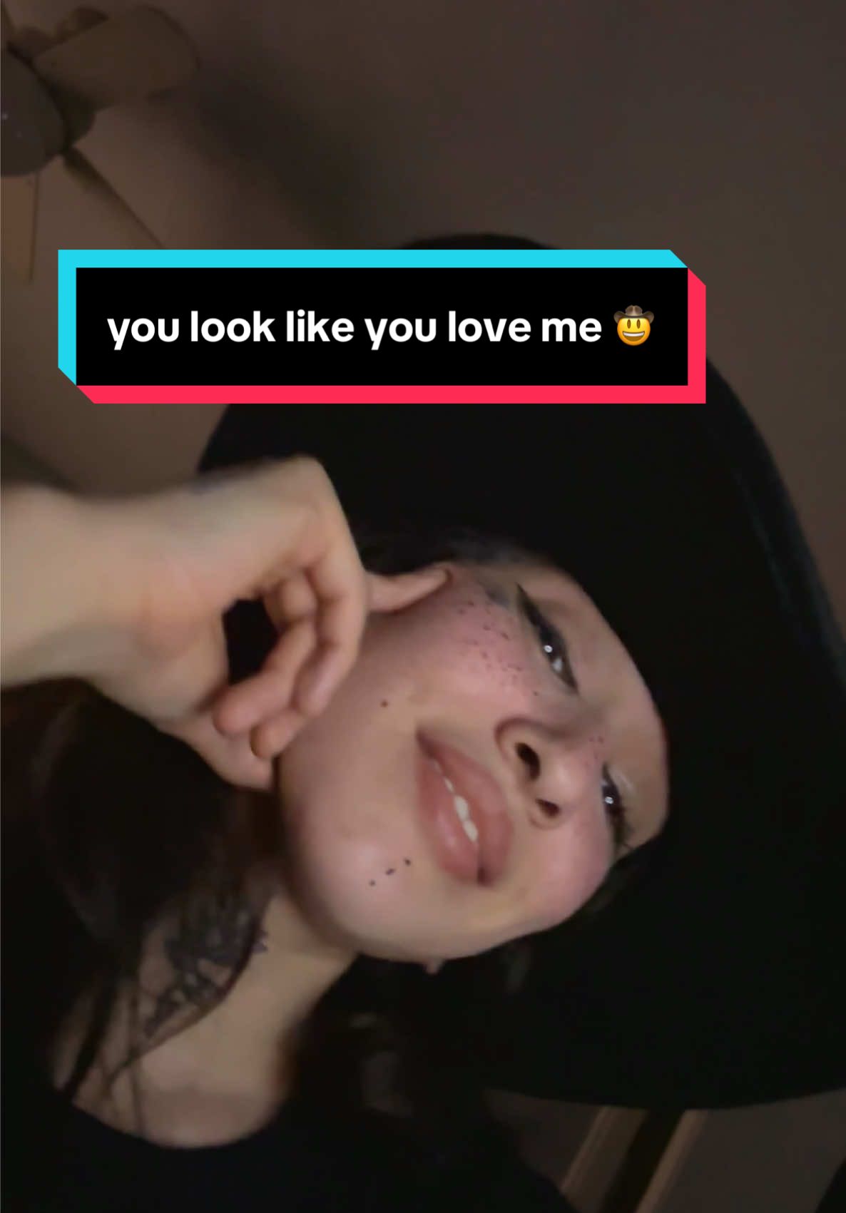 You look like you love meee 🤠🎶 #fyp #ellalangley #countrymusic 
