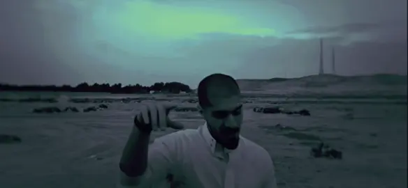 قولو مين أنا هنا انا هنا أنا هنا قولو مين أنا 👈🏻هناااااااااااااا #سلومو 