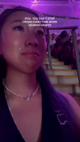 11-year-old me could not imagine me now being here listening to #dontknowwhattodo by @ROSÉ @JENNIE @LISA @JISOO @blackpinkofficial #blackpinkinyourarea #blackpinkconcert #5years 
