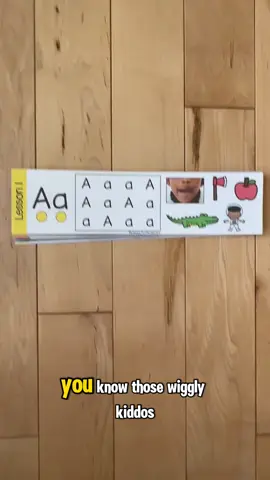 Say hello to short, sweet, phonics‑packed practice time with Fluency Strips! Comment below for the link! #literacy4littlelearners #kindergartenteacher #kindergarten #phonics #UFLI