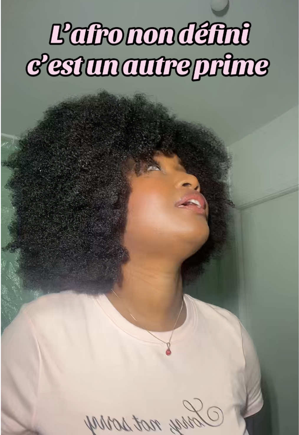 L’afro non défini, c’est un autre prime 🪮🖤 #afrohair#pourtoii #fyp#naturalhair#shrinkage  