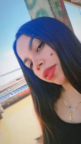 al final se le cae el pasaporte en el agua a mi amiga🫣😂😂 no me dejaban grabar bien😂😁