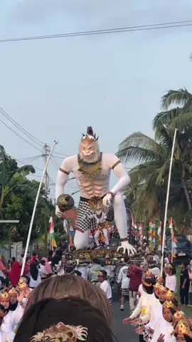 Menganti jl melem, juara 1 .. mantap 🫶🤍🎉 #promomakanmerdeka #fakesituation⚠️ #fakebodyy⚠️ #karnaval 