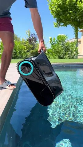 Satisfying Sounds. Sparkling Clean. 💦Check out the Aiper Scuba X1 Pro Max in action 💪 Just place it in the pool and let it smoothly navigate the floor, walls, waterline, and even the surface. When it’s done, simply lift it out, empty the basket, and that’s it.