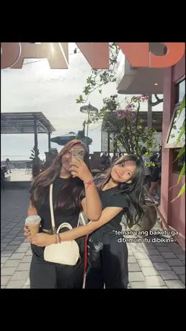 👯‍♀️🤍#bestfriend #trend 