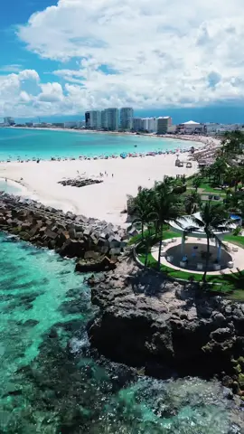 Bienvenidos al paraíso de México, Cancún 🩵 #cancun #sargassum #mexico🇲🇽 #pronostico #tiempo 