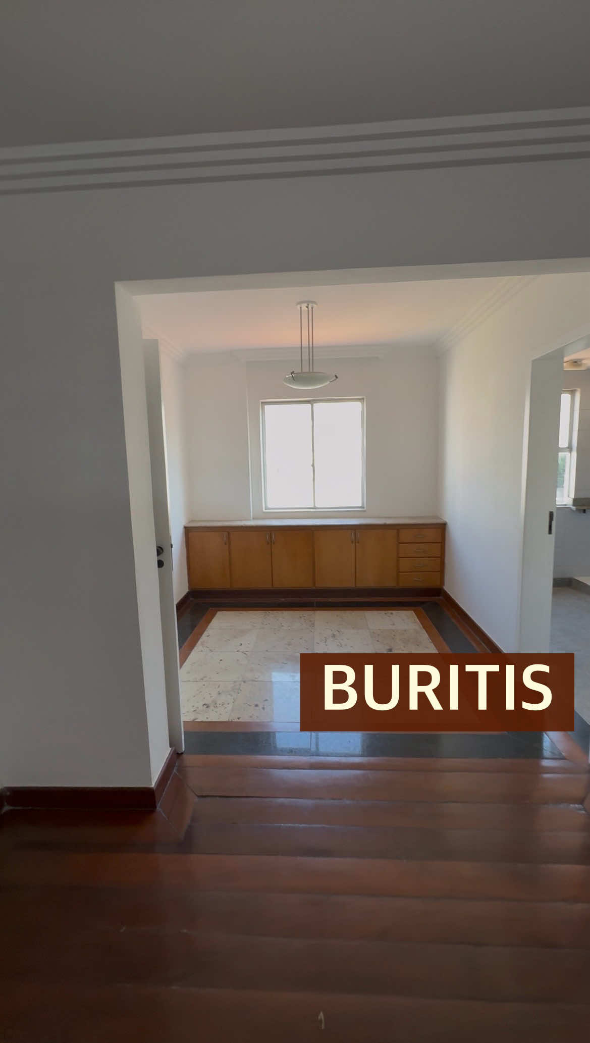 APARTAMENTO À VENDA 📍Buritis – Belo Horizonte/MG 150m² | 3 quartos (1 suíte) l 3 banheiros l 2 vagas ✔️ Prédio com elevador ✔️ Localização estratégica 💰 Valor: R$ 810.000 📑 Condomínio: R$ 710 📑 IPTU: 12 x R$ 209 Valores sujeitos a alteração. 📲 Agende sua visita – link na bio. #brunacorretora #imoveisbh #corretordeimoveis #belohorizonte #apartamentoavenda    1630767BM