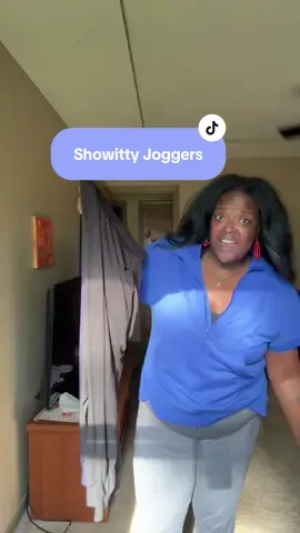 #apronbelly #mompooch #joggers 