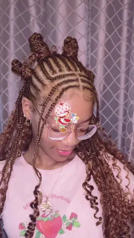 𖥔  ݁ ᥫ᭡ 🌈🧃🍓👒🍰 ˚ 𝜗𝜚 hair by @Saba #strawberryshortcake #gingerbraids #blackhairstyles #knotlessbraids #hairtok #hairstyleinspo #pink