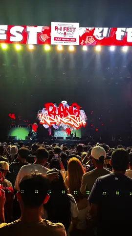 @NDX AKA TRESNO TEKAN MATI  @R-I Fest 2025  . #ndxaka #tresnotekanmati #rifest2025 #konser #jiexpokemayoran 