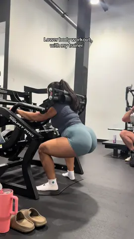Legs felt like jello after today 😭 #workoutmotivation #workoutroutine #fitnesstrainer #fitnessjourney #lowerbodyworkout 
