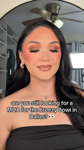 Come get glammed!! Availability for the Breezy Bowl on 9/2 & 9/3 💫 see details below: * located in Irving 75060 about 15 min from Globe Life (travel available for an additional fee) * glam price is $120 time slots available: 9/2: 11AM, 12:30PM, 3:30PM  9/3: 11AM, 12:30PM, 2PM, 3:30PM #breezybowl #chrisbrown #chrisbrownconcert #dfwmua #dallasmua 