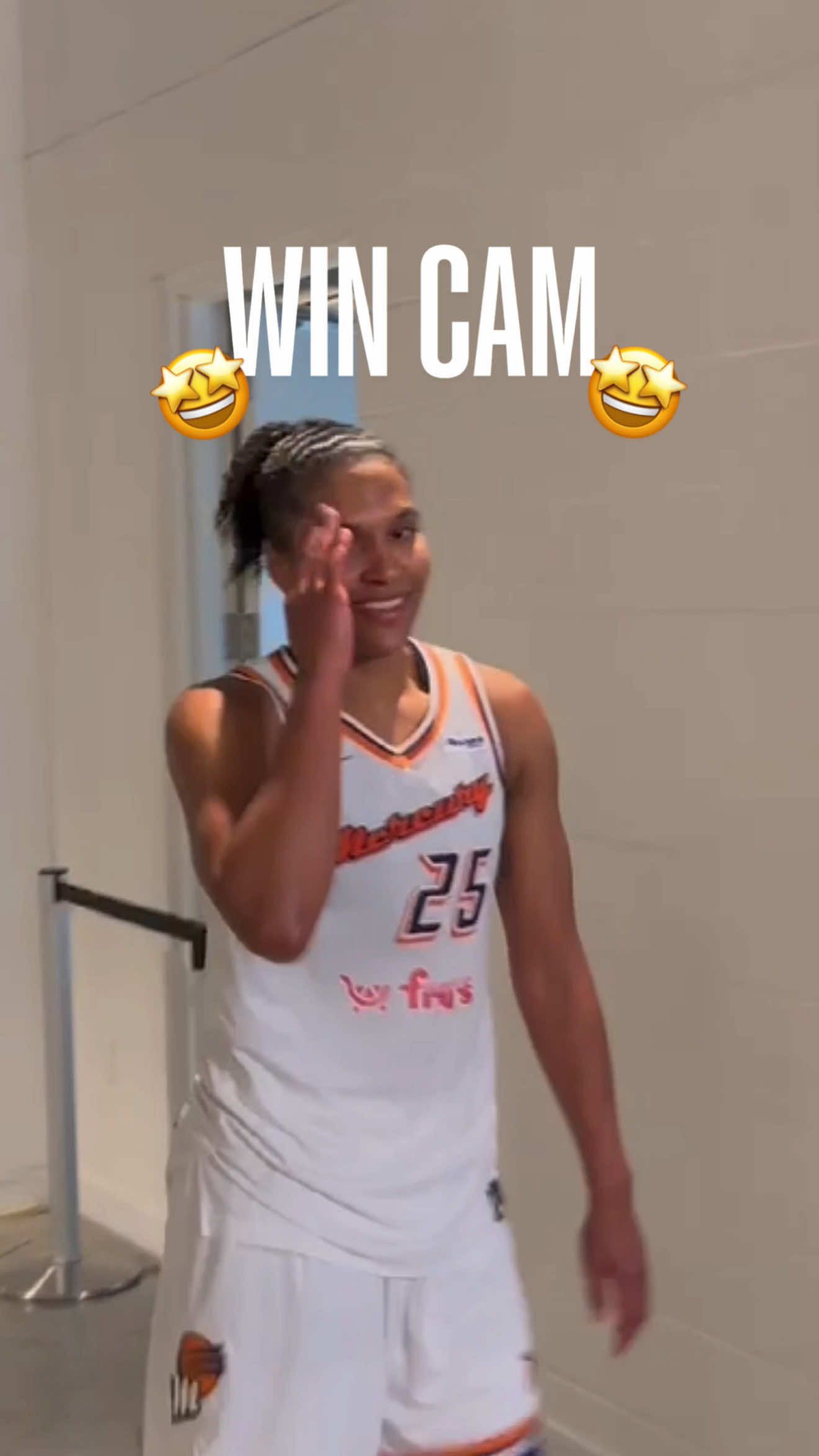 smells like…A DUB ✋😌 #mercwin #mightymercury #phoenixmercury #WNBA #seattlestorm 