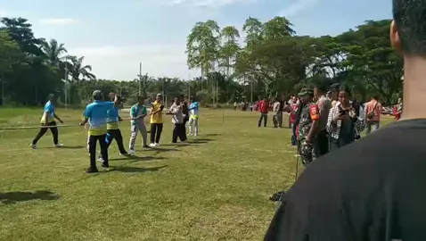 perlombaan tarik tambang Personil Polsek Kubu Vs Panitia ... 😁 satu dua tiga... tarik... tarik... 🤣🤣🤣 Dirgahayu Republik Indonesia ke 80 Tahun 2025...  MERDEKA...MERDEKA... MERDEKA