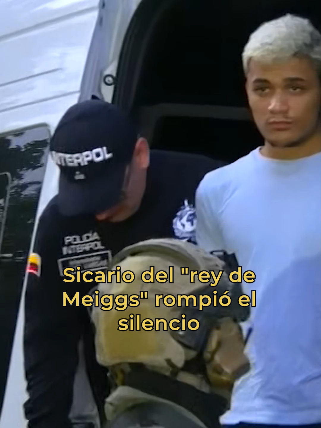 🔴 Un video que captó el periodista de Mega Investiga, Juan Carlos Araya, mostró el momento exacto en que Alberto Carlos Mejía Hernández, ciudadano venezolano de 18 años y sindicado como el sicario del empresario José Felipe Reyes Ossa, conocido como el 