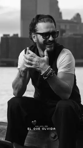 El que olvida / Ricardo Arjona #musicaparaestados #ricardoarjona #buenamusica 