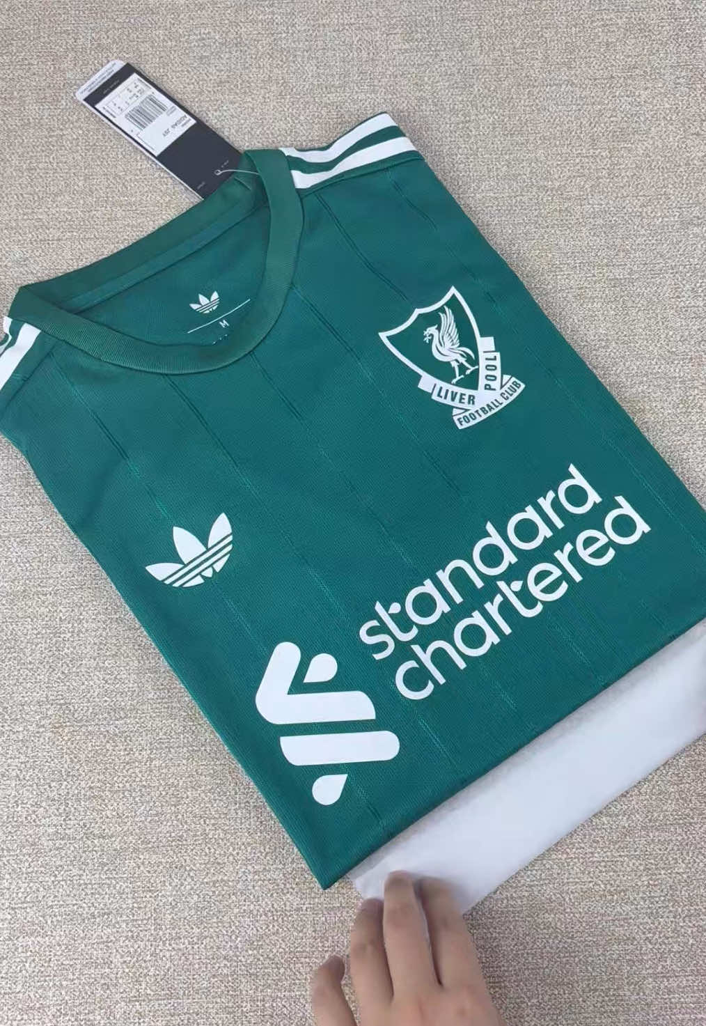 Salah 11 Liverpool 25 26 Away New Football Jersey. What do you think of this jersey?#fyp #Salah #Liverpool #newjersey #footballjersey 