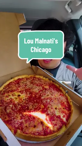 Trying Lou Malnati’s Pizzeria in Chicago for a Food Review! How does it taste? #foodreview #chicago #foodcritic #mukbang #fastfood 