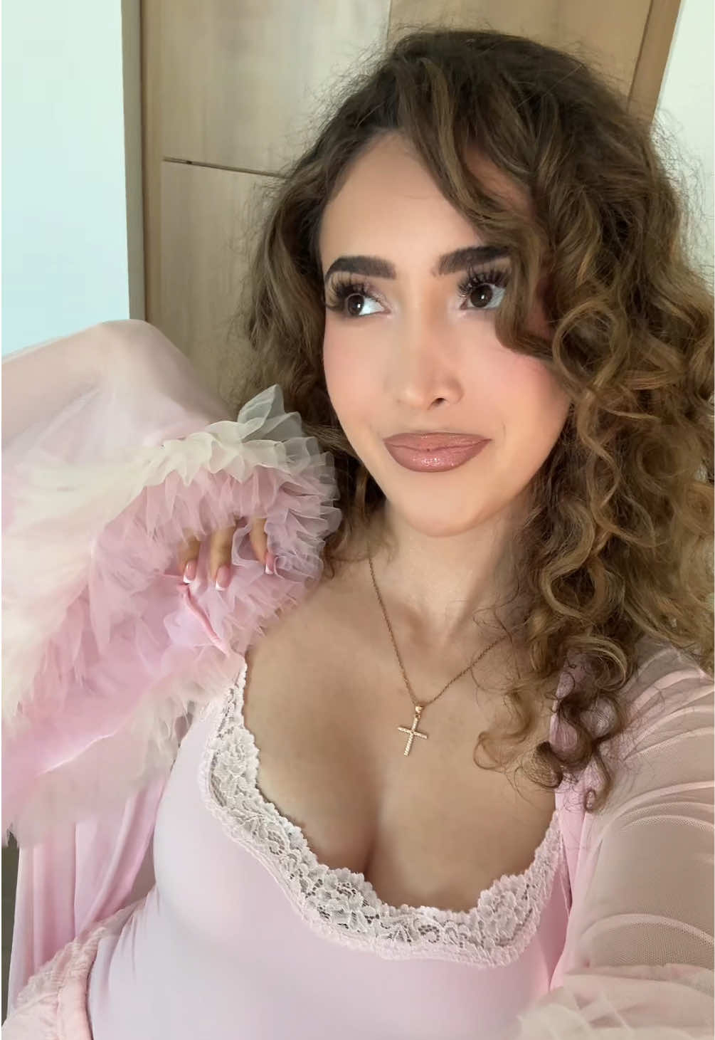 Bday photoshoot 🤭 August 24th mark your calendars 😩🤣💗 #bday #bdayphotoshoot #pautorres 